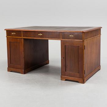 A writing desk by Gustaf L Sahlholm, Stockholm, circa 1900.