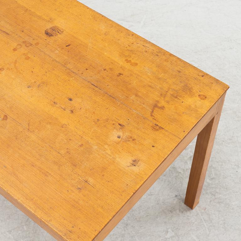 Stig Lönngren, a 1950's pinewood coffee table.