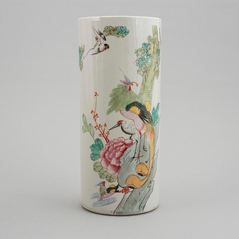 A set of three Chinese vases, 20th Century.