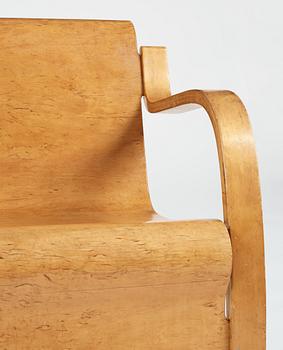 Alvar Aalto, fåtölj, modell nr 31, O.y Huonekalu-ja Rakennustyötehdas, Finland.