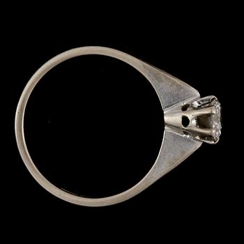 RING,18k vitguld med briljantslipad diamant, enligt gravyr ca0,51ct.