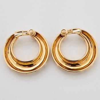 Cartier "Panthère" a pair of 18K gold and enamel earrings.