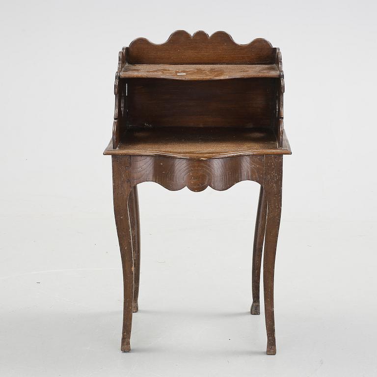 SÄNGBORD, England, 1800-tal.