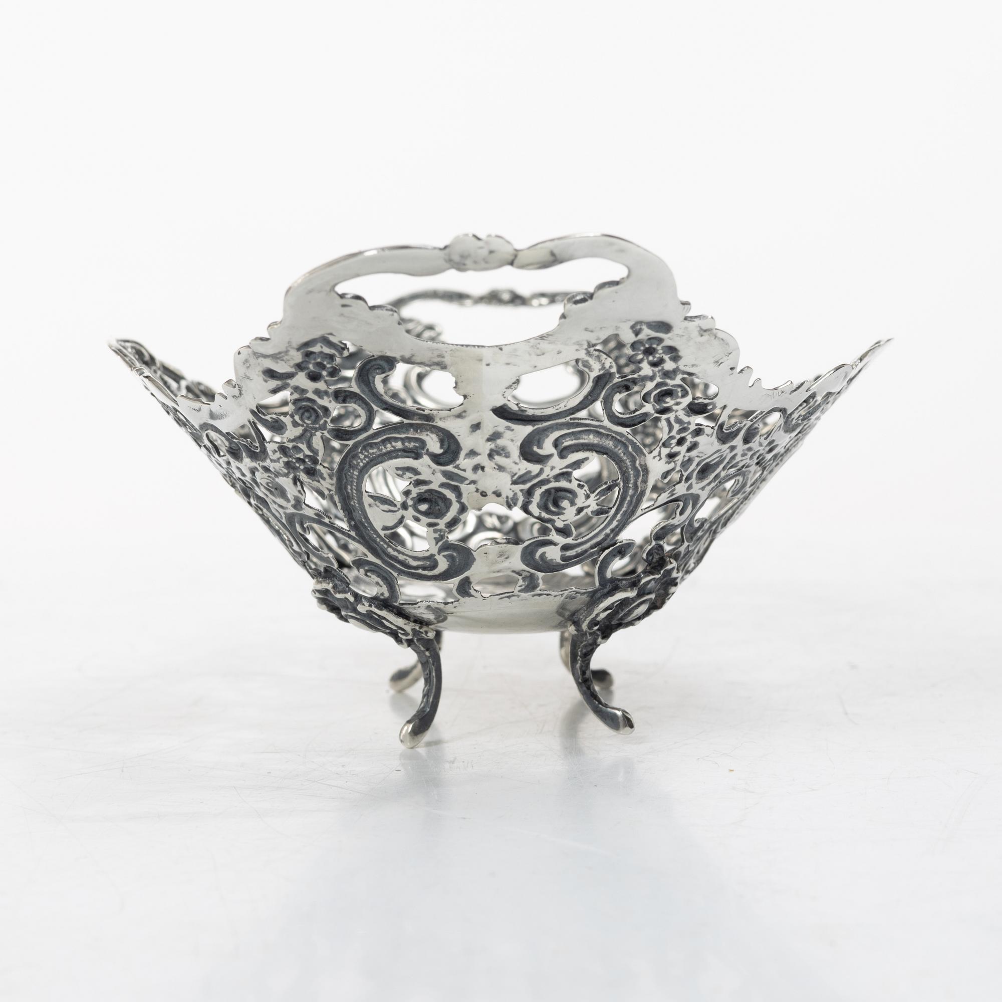 Footed bowl, silver, Rococo style, Swedish import mark, early 20th century.