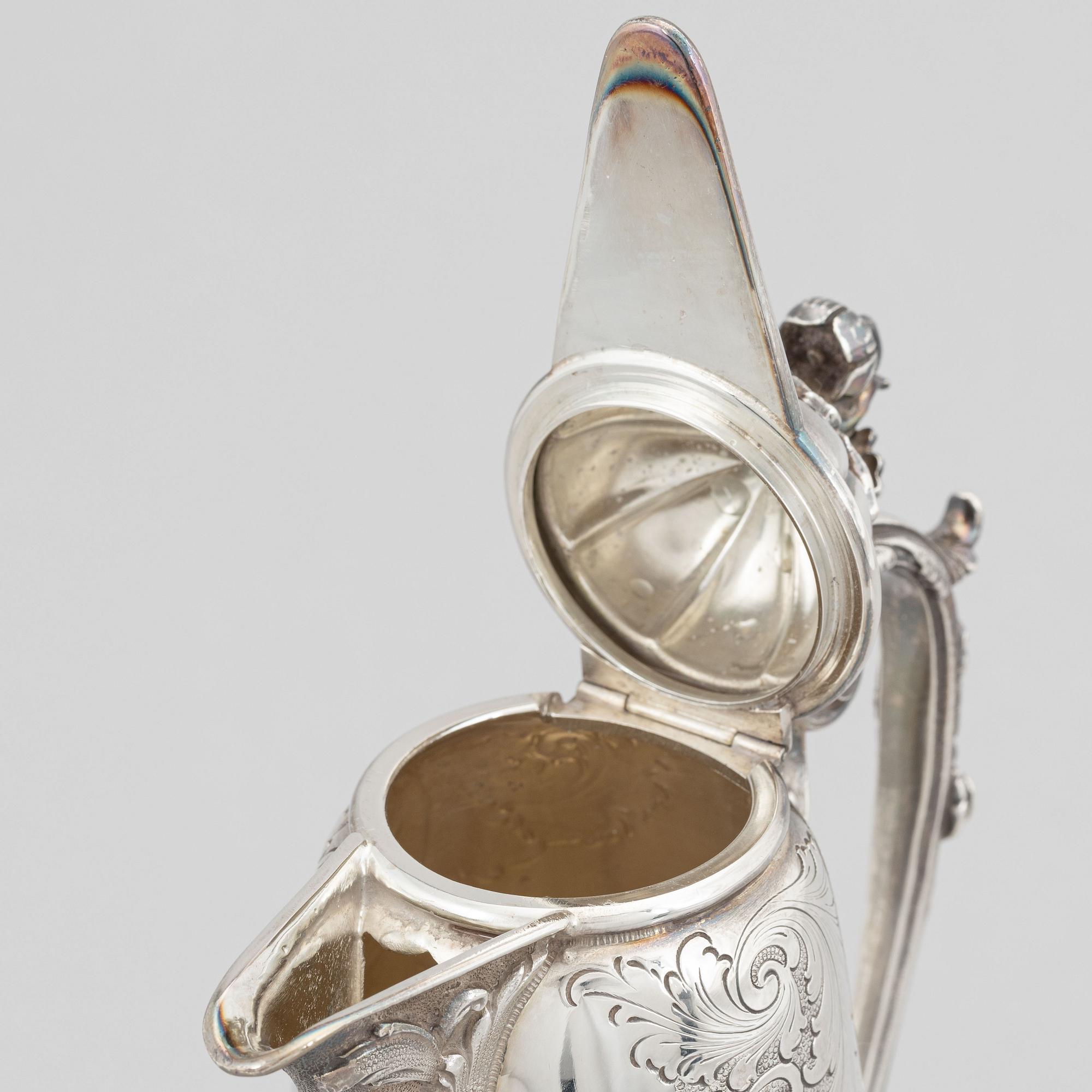 Vinkanna med lock, silver 800, Italien, troligen 1934-44.