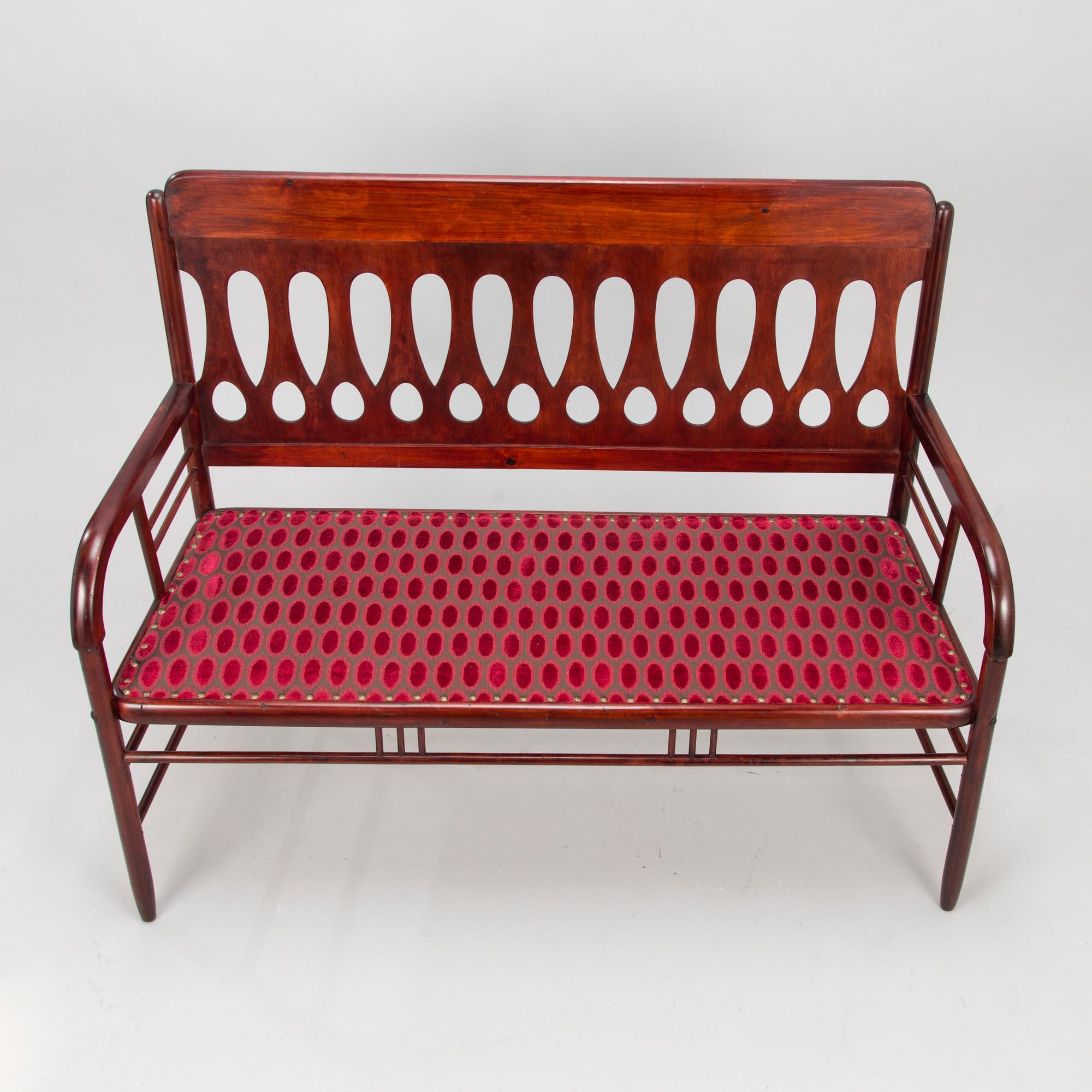 SOFFA och GUNGSTOL, Suomen Tuoli-, Kalusto- ja Sorvaustehdas, Jyväskylä & Muurame, 1906-1910.