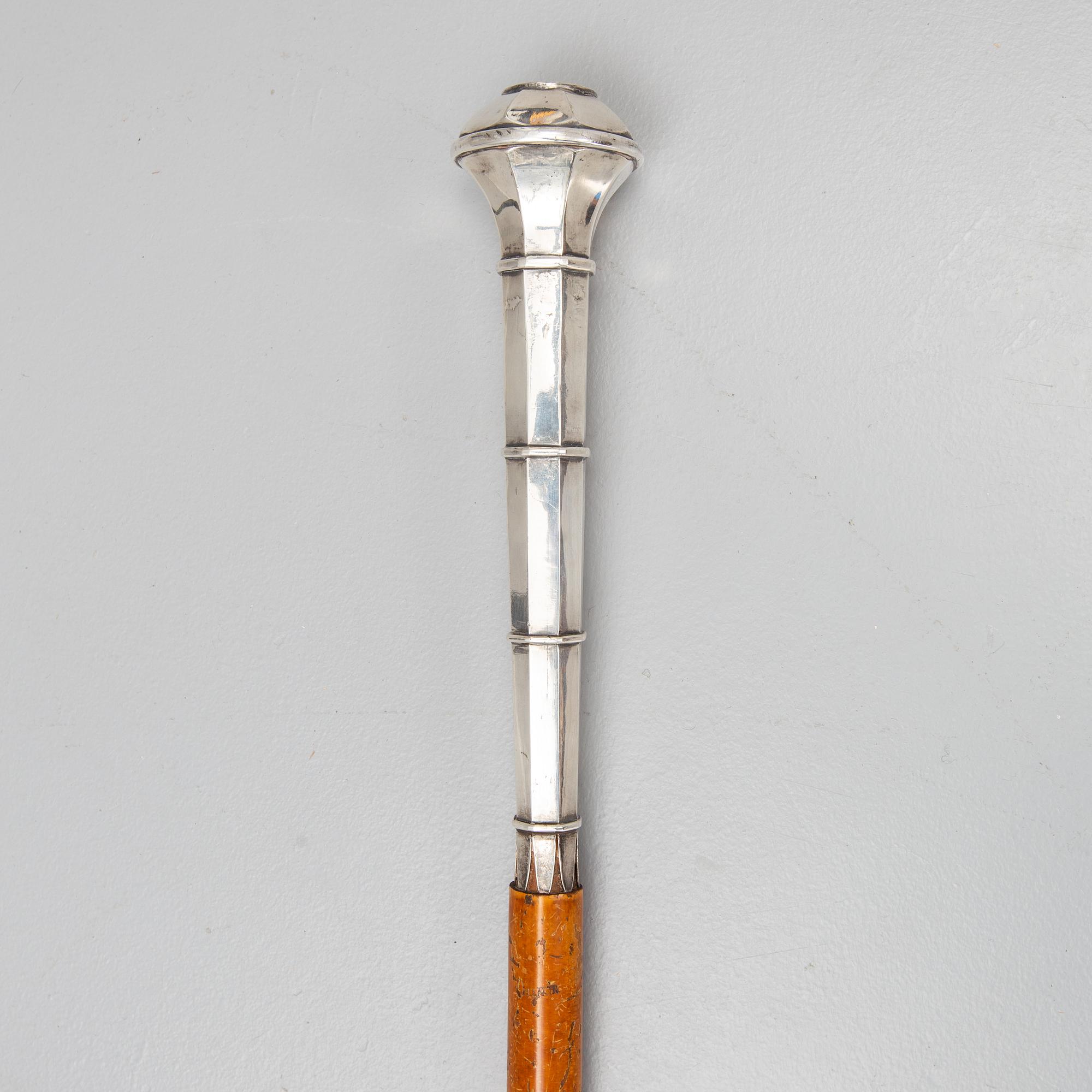 Kommandostav/ordensstav, med beslag i silver, Bröderna Lundqvist AB, Falun 1927.