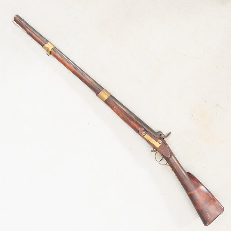 A Swedish shortened 1815-45 pattern percussion gun.