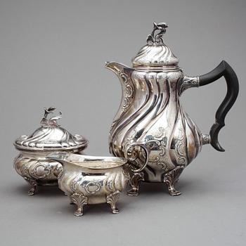 KAFFESERVIS, 3 delar. Silver. CG Hallberg Stockholm 1947. Vikt tot ca 1015 g.