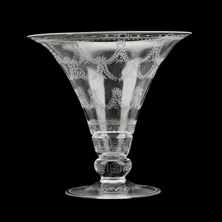 VAS, glas, Kosta, numrerad 34.