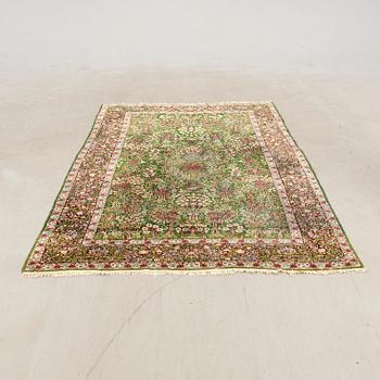 Matta orientalisk semiantik signerad ca 254x149 cm.