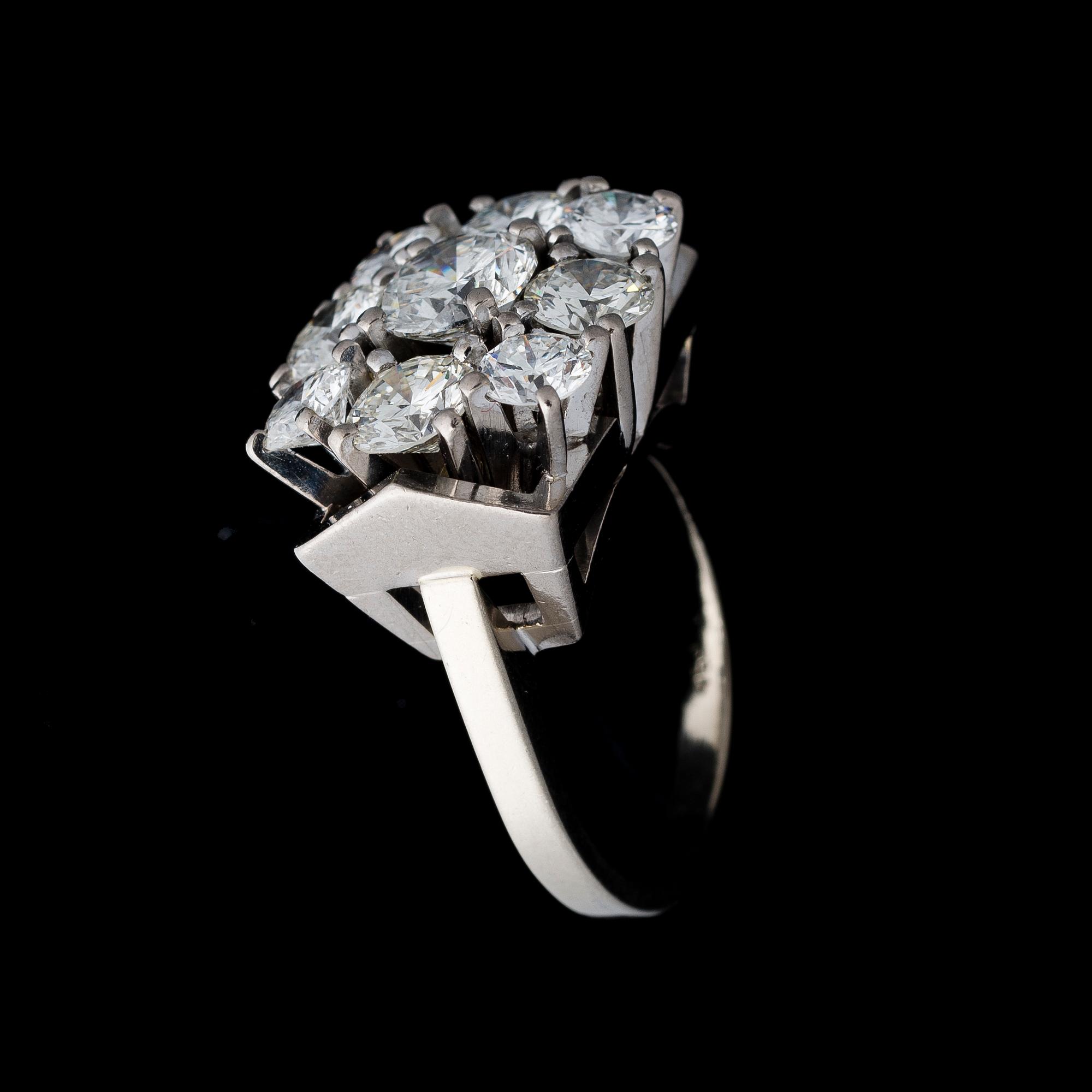 RING, briljantslipade diamanter, 18K vitguld.