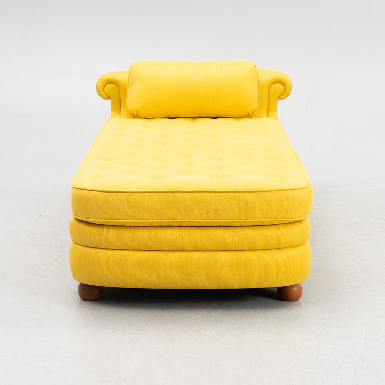 Josef Frank, daybed, model 775, OH Sjögren for Svenskt Tenn 2023.