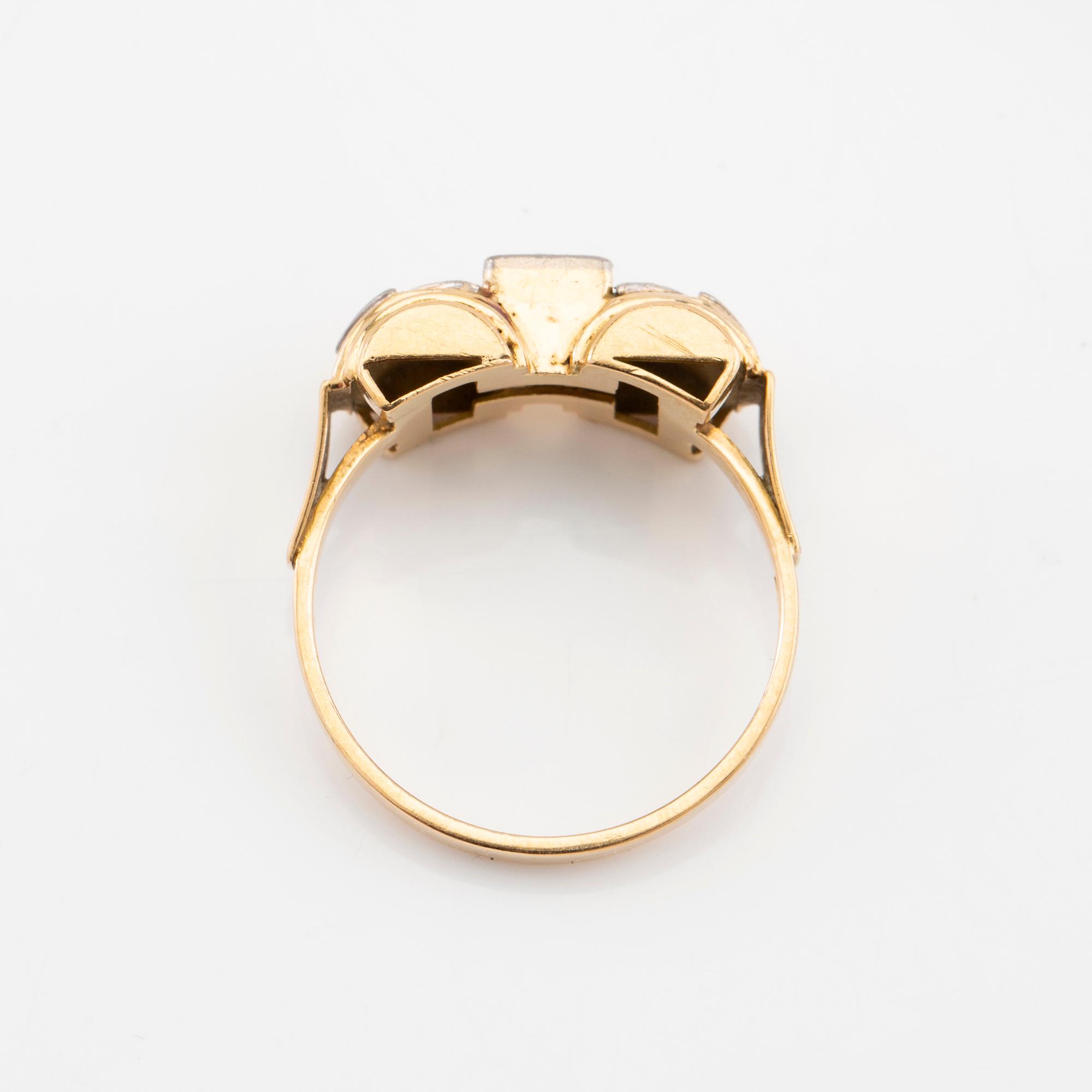 Ring 18K guld, Ernst Bylehn Katrineholm 1953.