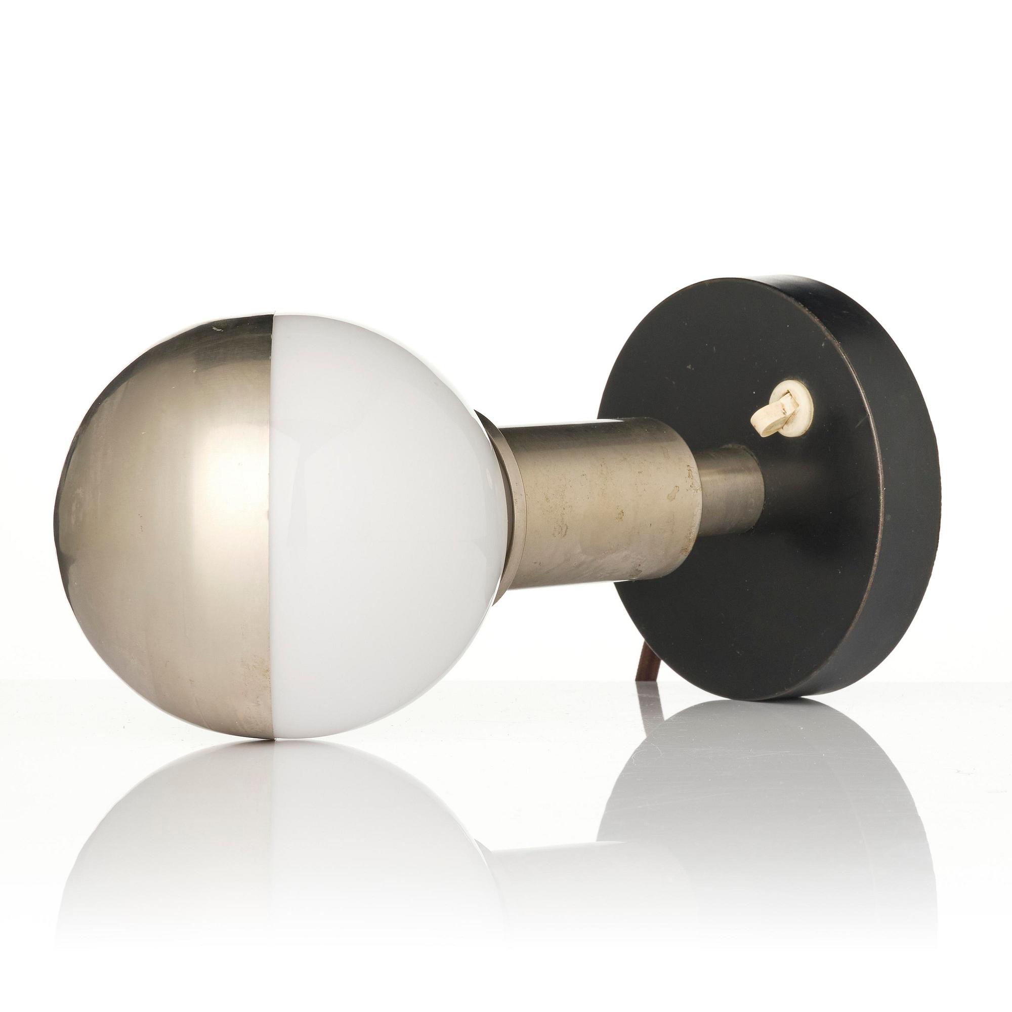 Harald Notini, bordslampa, modell 6992, Arvid Böhlmarks Lampfabrik, Stockholm, 1930-tal.