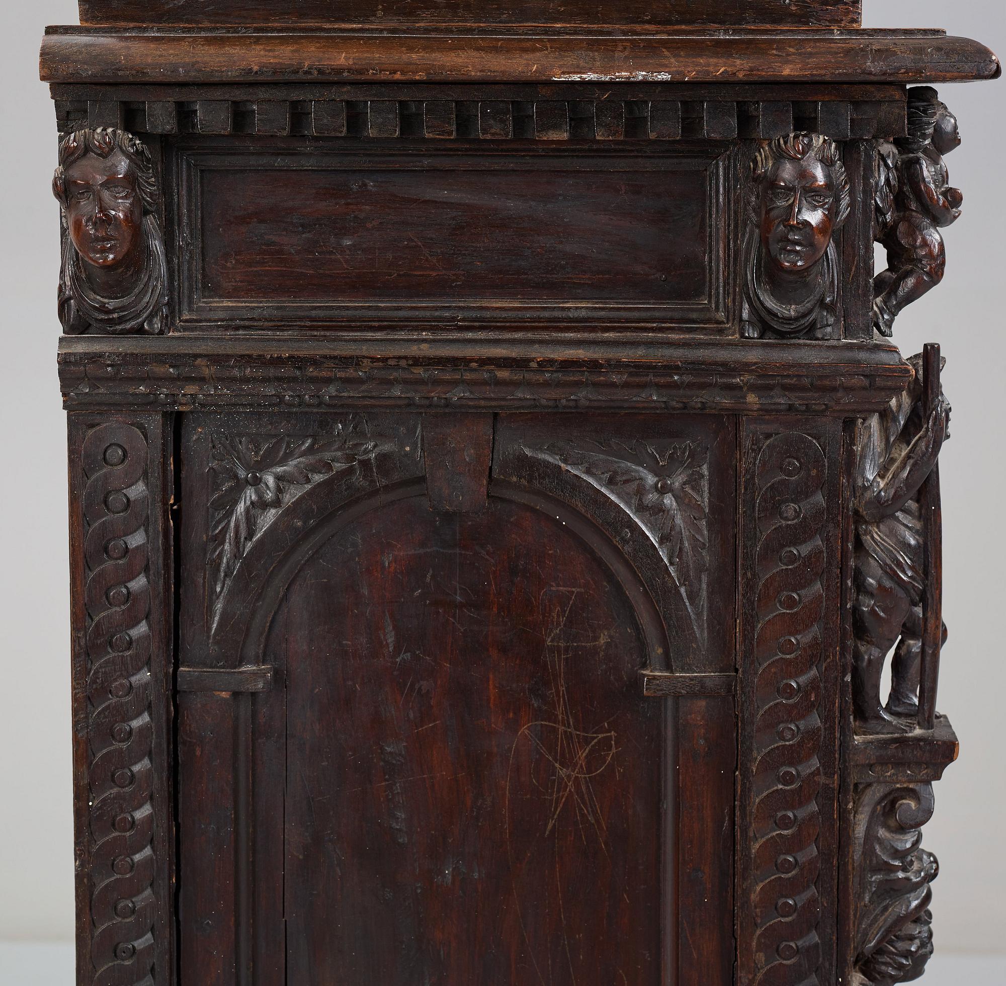 SKÅP, renässansstil, 1800-tal, med äldre delar.