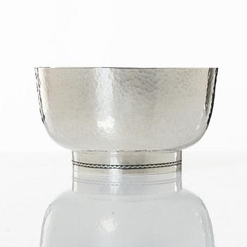 A Swedish sterling silver bowl, mark of GAB, Eskilstuna 1994.