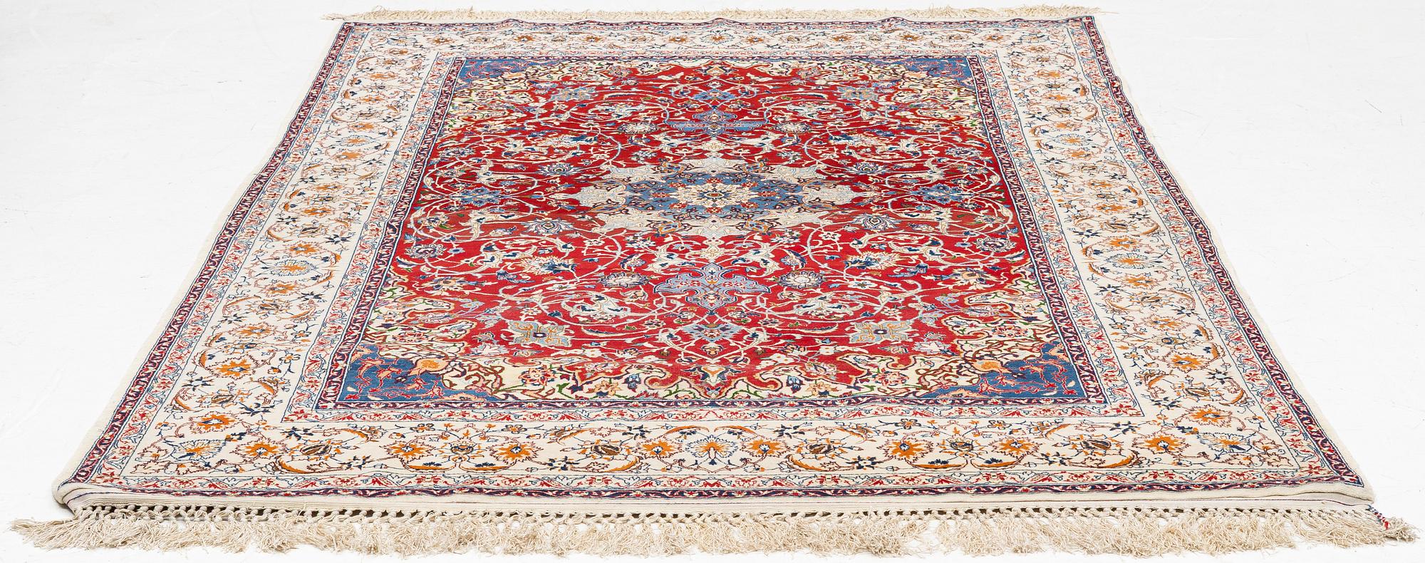 Carpet, Isfahan, 150 x 250 cm.