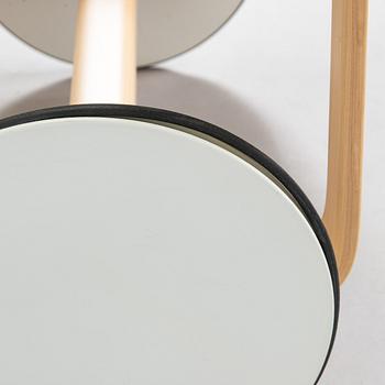 Alvar Aalto, tarjoiluvaunu, Artek, 2006.