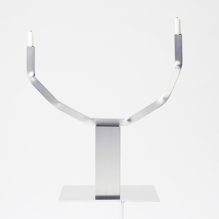 David Taylor, a unique candle holder, "Alu", 2022.