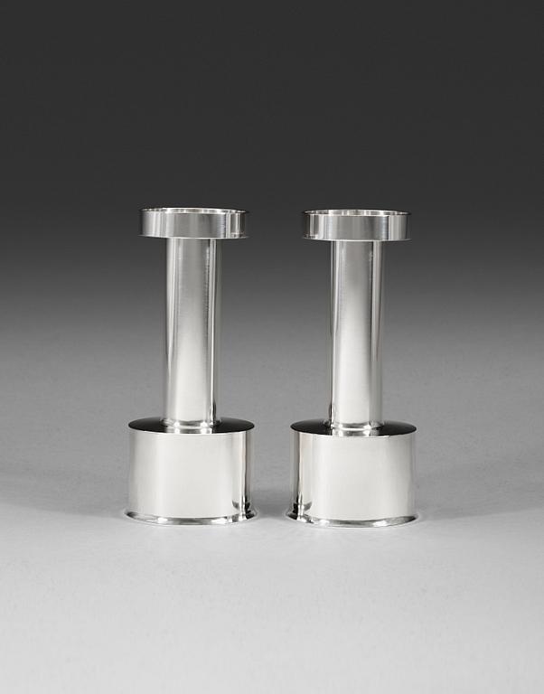 A pair of Sigurd Persson sterling candlesticks, Stockholm 1965.
