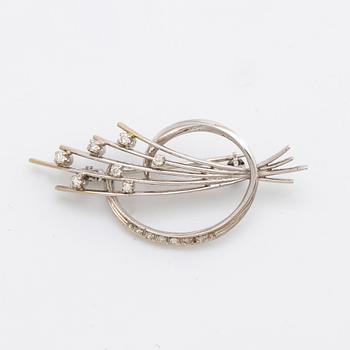 BROOCH 18K whitegold brilliant and single-cut diamonds approx 0,20 ct in total.