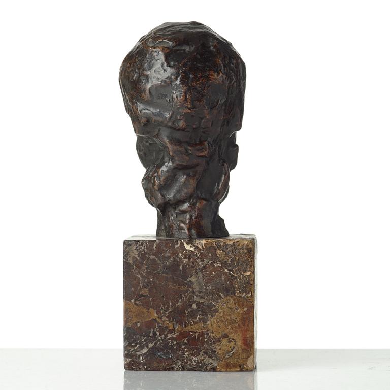 AUGUSTE RODIN, Skulptur, brons. Signerad och med gjutarstämpel. Höjd 12,5 cm (inkl. sockel 20,5 cm).