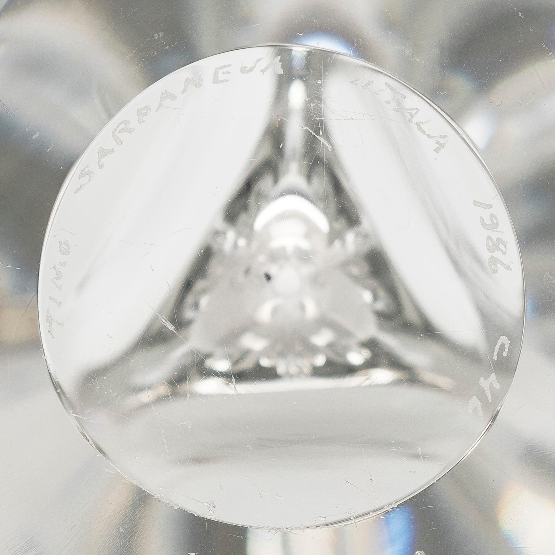Timo Sarpaneva, veistos, "Claritas", signeerattu Timo Sarpaneva Iittala 1986 C46.