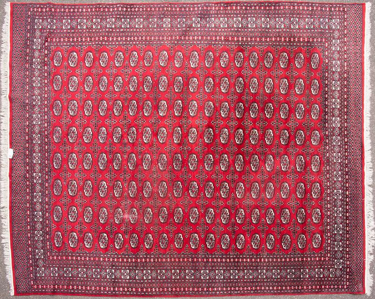 MATTA, Afghanistan/Pakistan. Ca 285x358cm.