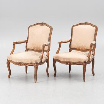 Armchairs, a pair, Rococo style, first half of the 20th century.