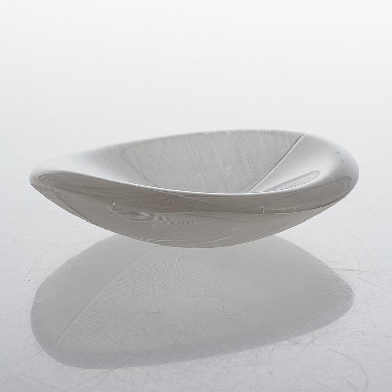 Tapio Wirkkala, A '3337' glass bowl, signed Tapio Wirkkala 3337.