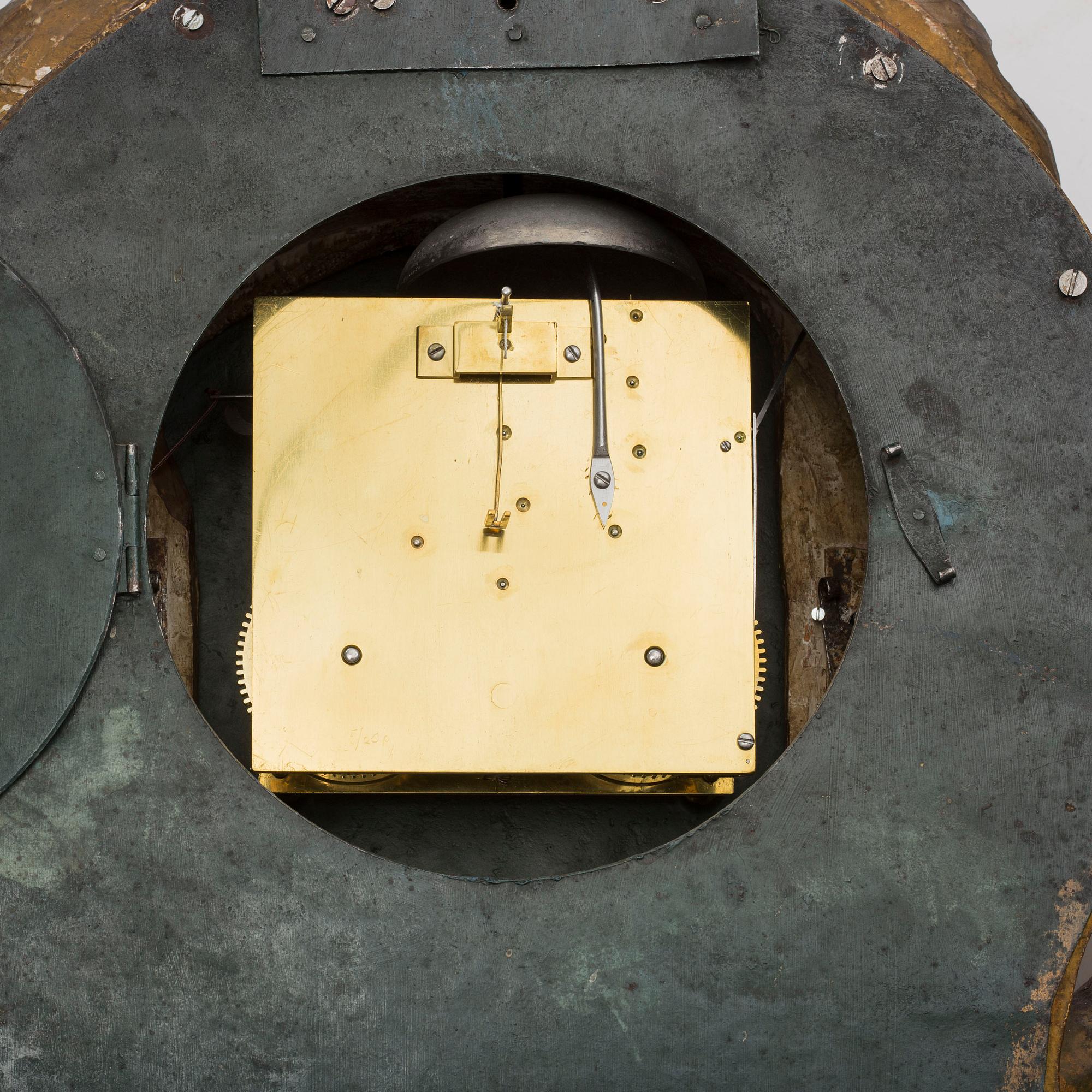 A late gustavian wall clock, signed Beurling, Stockholm. Late 18th / early 19th century.