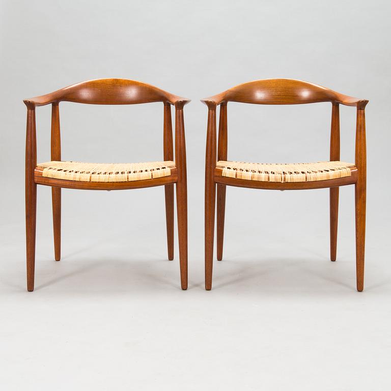 Hans J Wegner, Karmstolar, 6 st, "The Round Chair", Johannes Hansen Möbelsnedkeri, Danmark, 1950-tal.