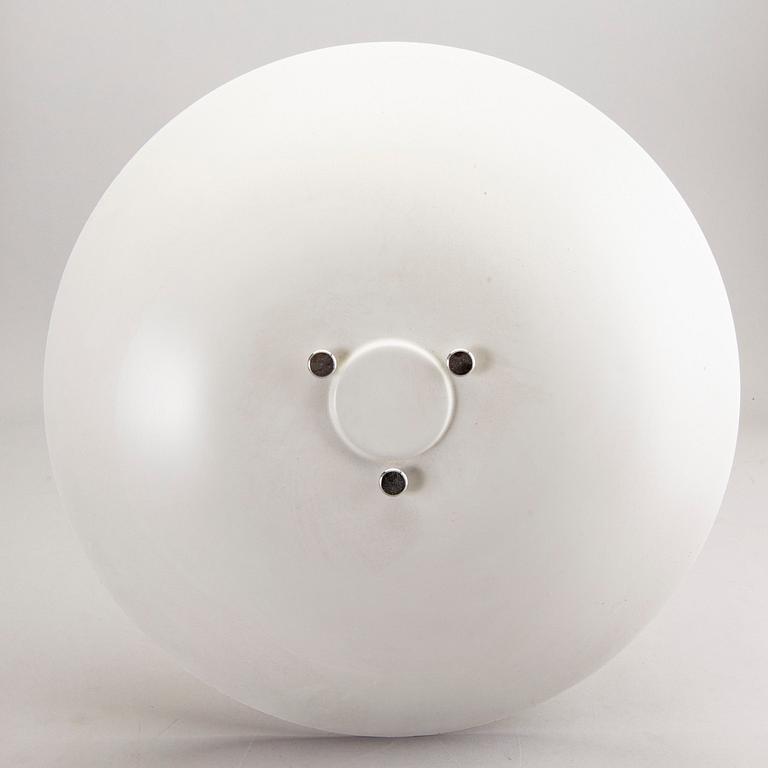 Poul Henningsen, table lamp, "PH 4/3", Louis Poulsen, Denmark.