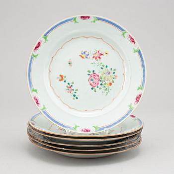 A set of six Chinese famille rose plates, Qing dynasty, Qianlong (1736-1795).