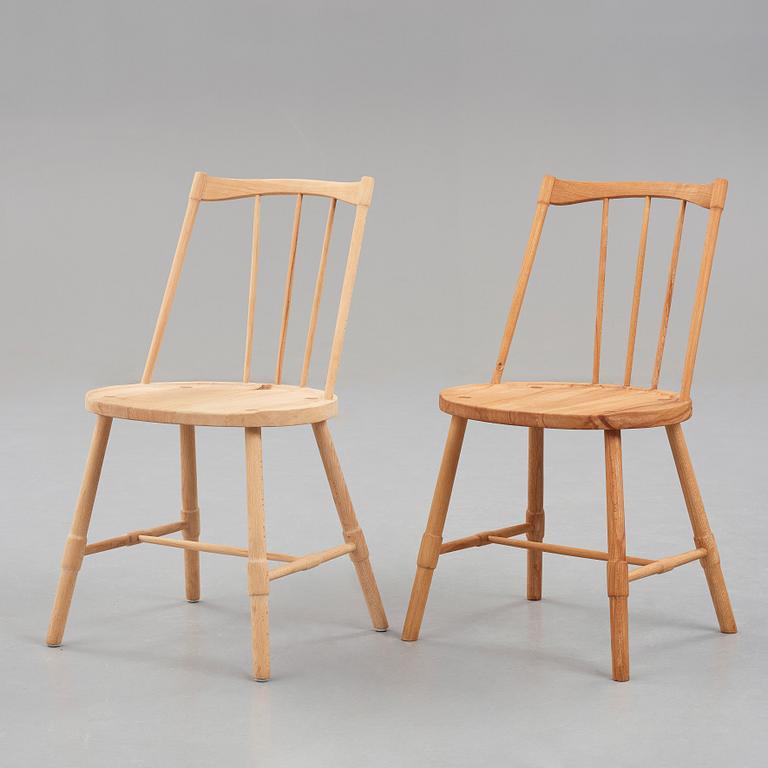 HANS J WEGNER, två Windsor-stolar, Fritz Hansen, Danmark, 1940-50-tal.