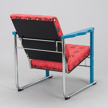 Yrjö Kukkapuro, A 1980s  'Experiment' open armchair for Avarte, Finland.