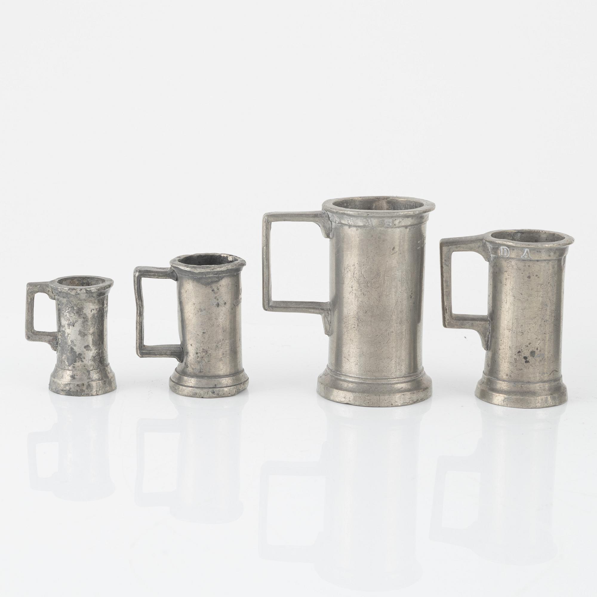 A set of 9 measurments wherof one Brenu, France, late 19th century.