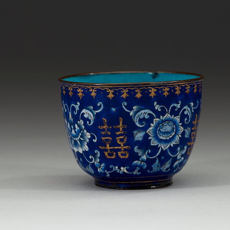 A blue enamel cup, Qing dynasty 18th century.