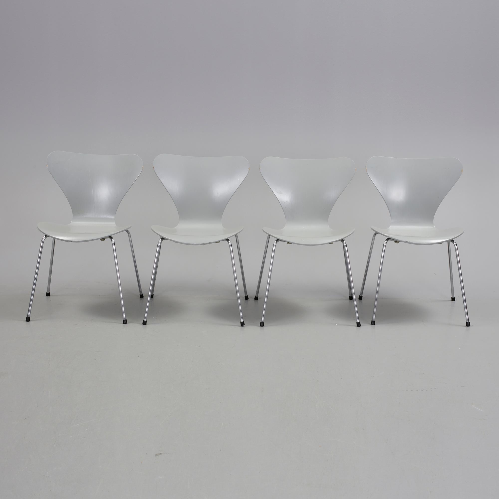 STOLAR, 4 st. "Sjuan", Arne Jacobsen, Fritz Hansen 1989.