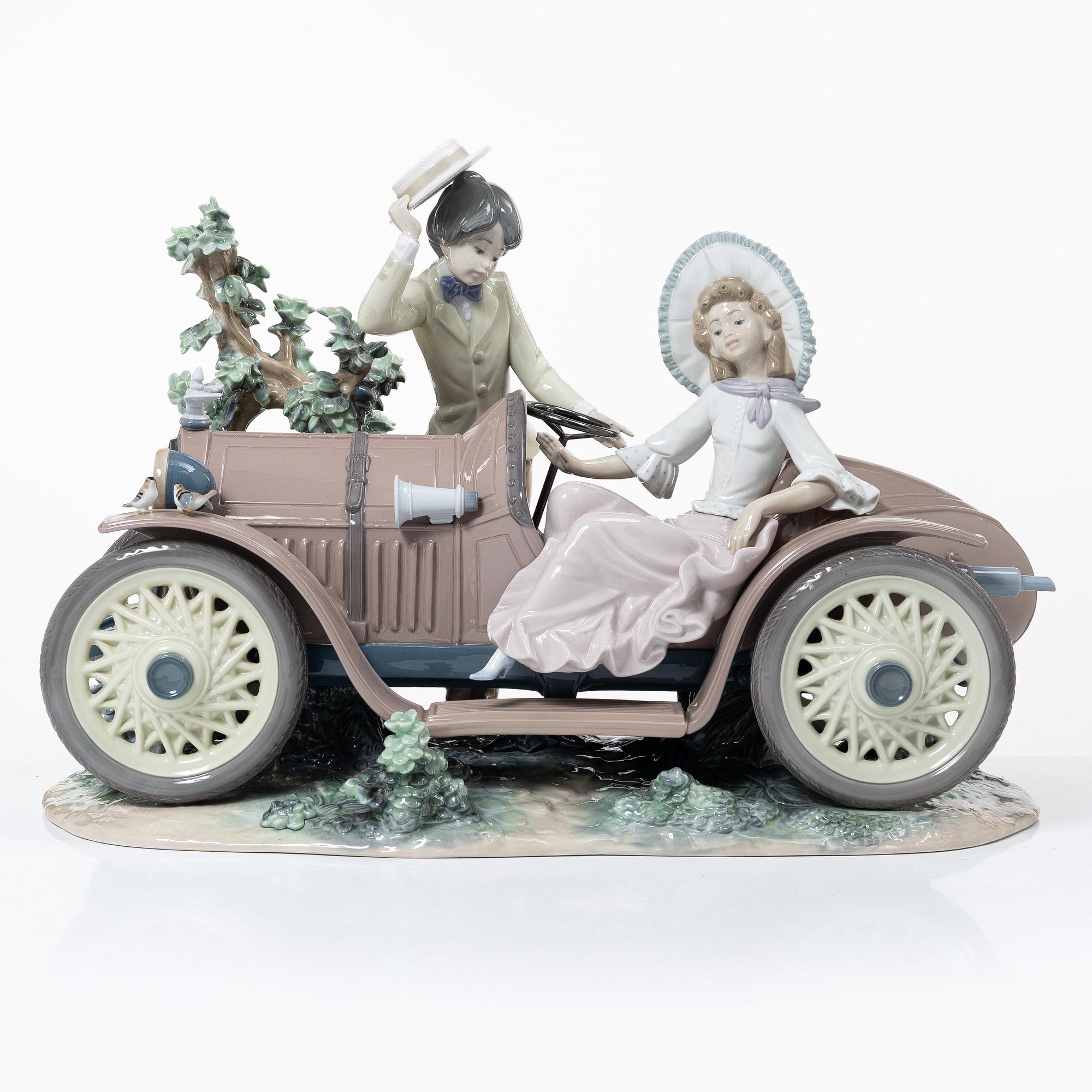 Salvador Debón, figurin, "Young couple with car", Lladró, Spanien 1982.