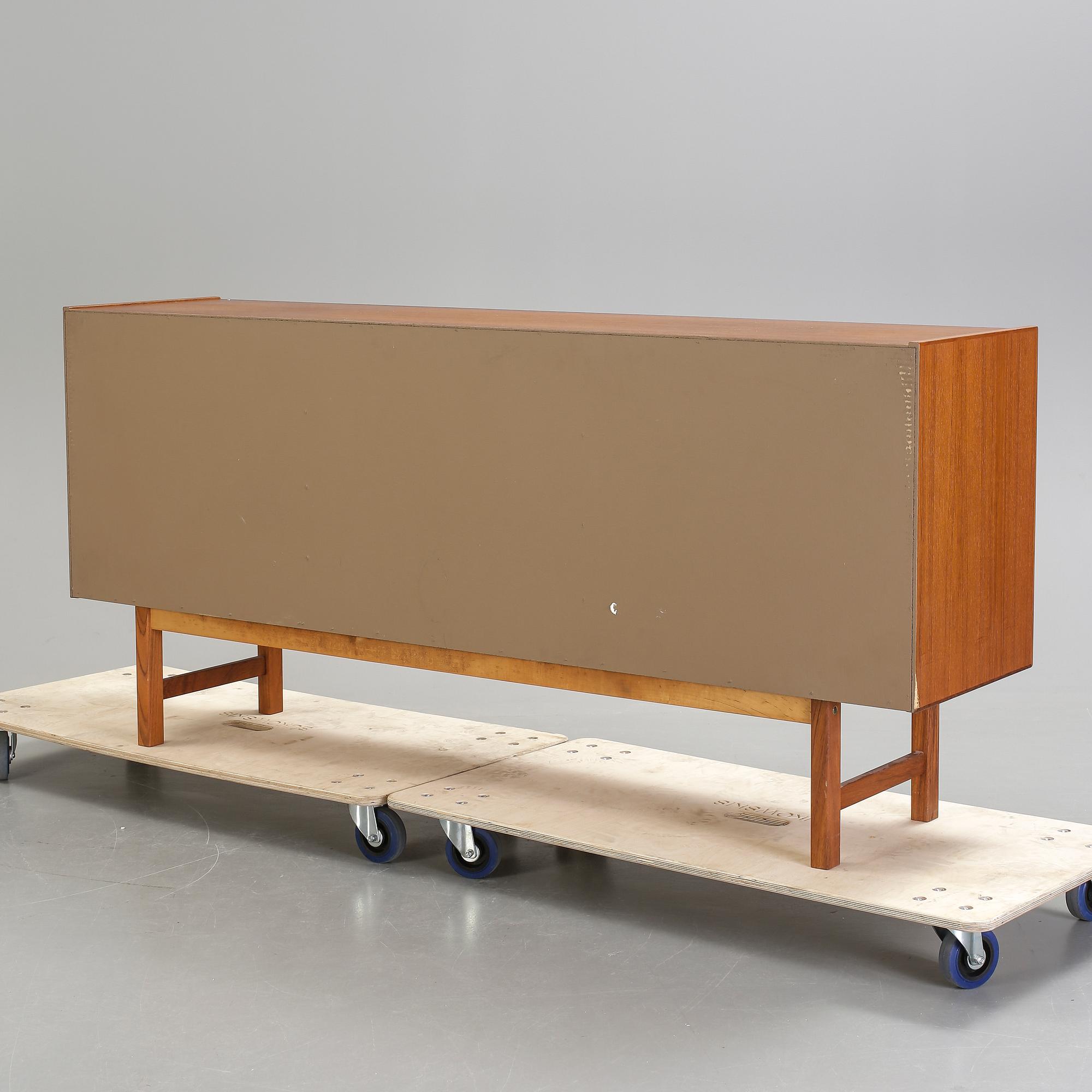 SIDEBOARD, 1900-talets andra hälft.