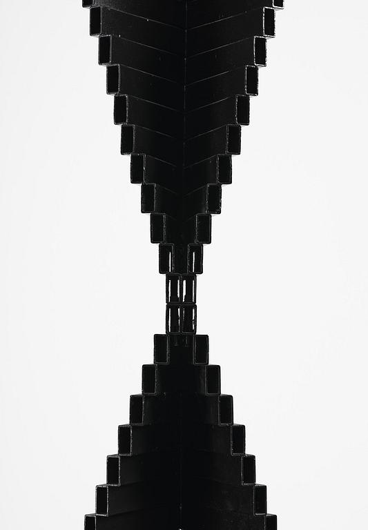 Arne Jones, "Yin-Yang II 1/2".