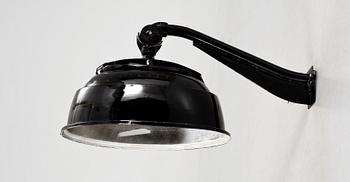 GATLAMPA, Saumier Duvall Paris, 1900-tal.