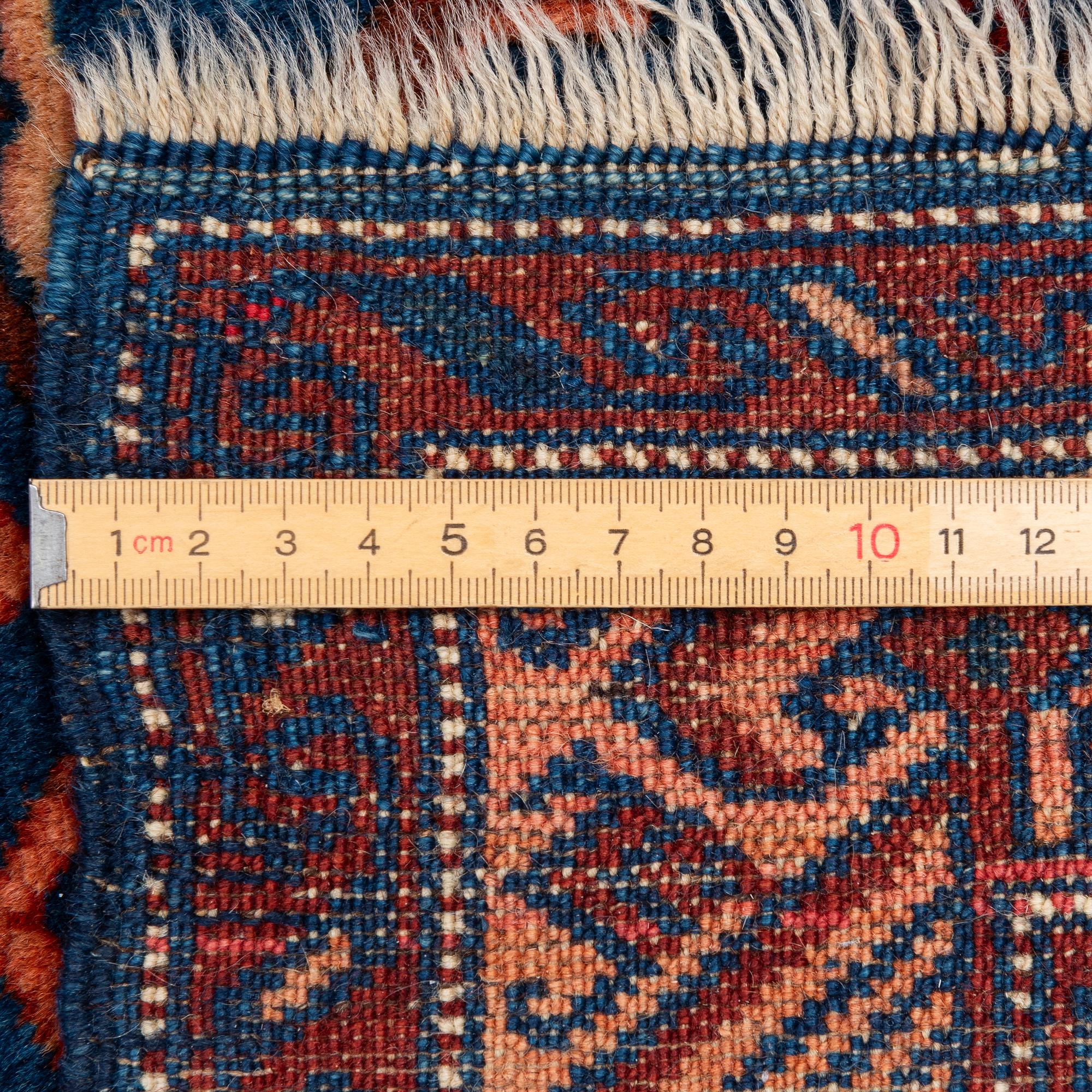 Gallerimatta, Antik Seychour, Östra Kaukasus, ca 330 x 180 cm.