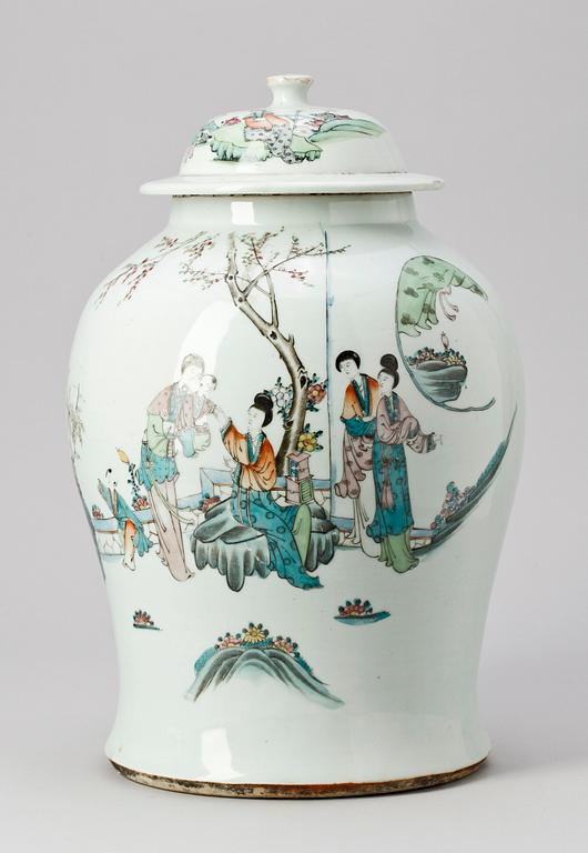 LOCKURNA, porslin, Kina, troligen republik, 1900-talets första hälft, (1912–1949).