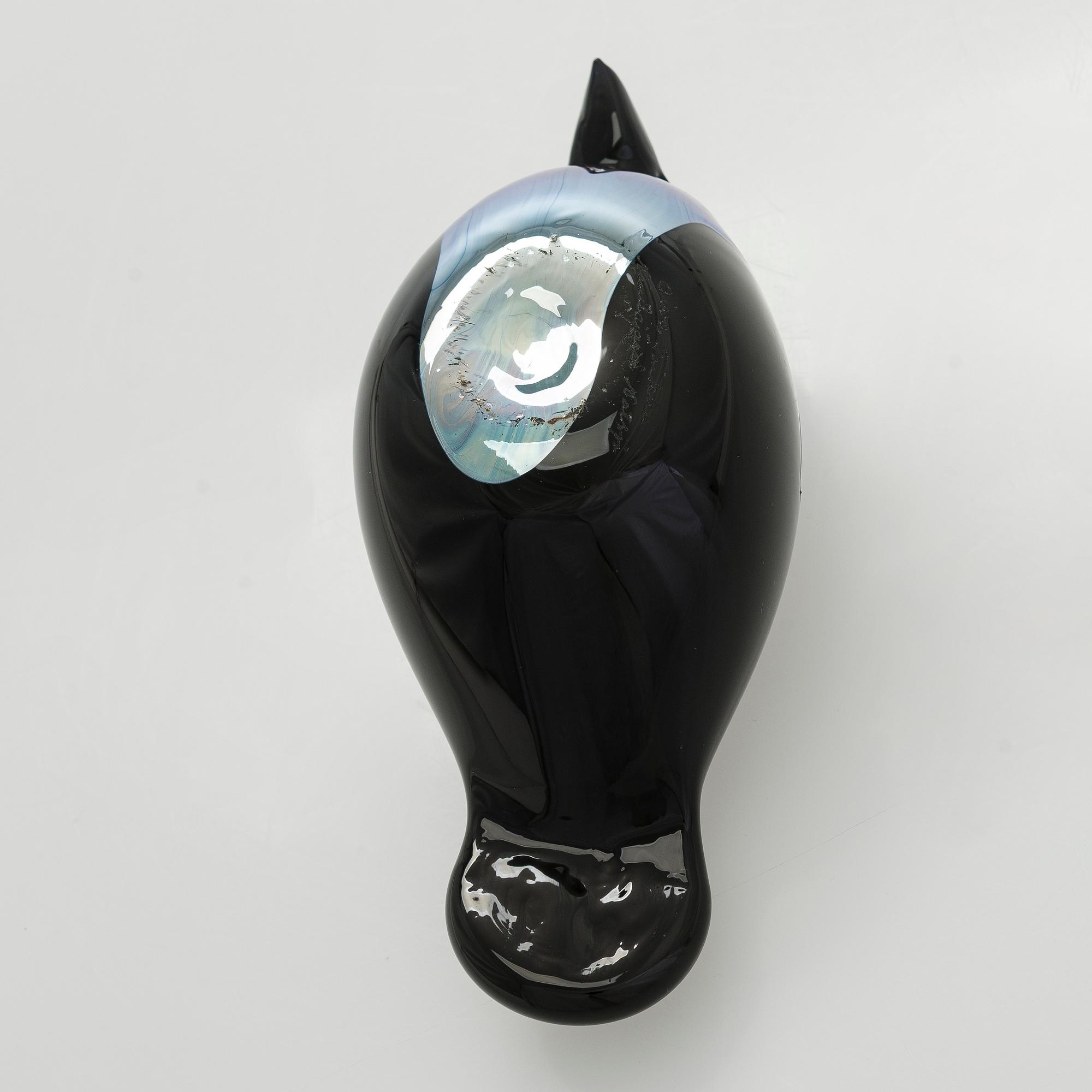 Oiva Toikka, a glass bird, 'Crow', signed Oiva Toikka Nuutajärvi Notsjö.