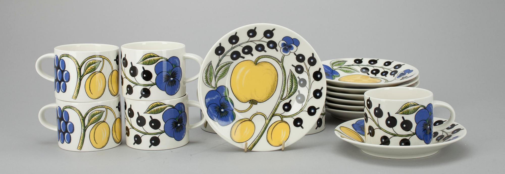TEKOPPAR MED FAT, 8 st. porslin, Arabia, Paratiisi, 1900-talets slut.