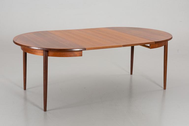 A NORWEGIAN DINNER TABLE, second half of 20th century.