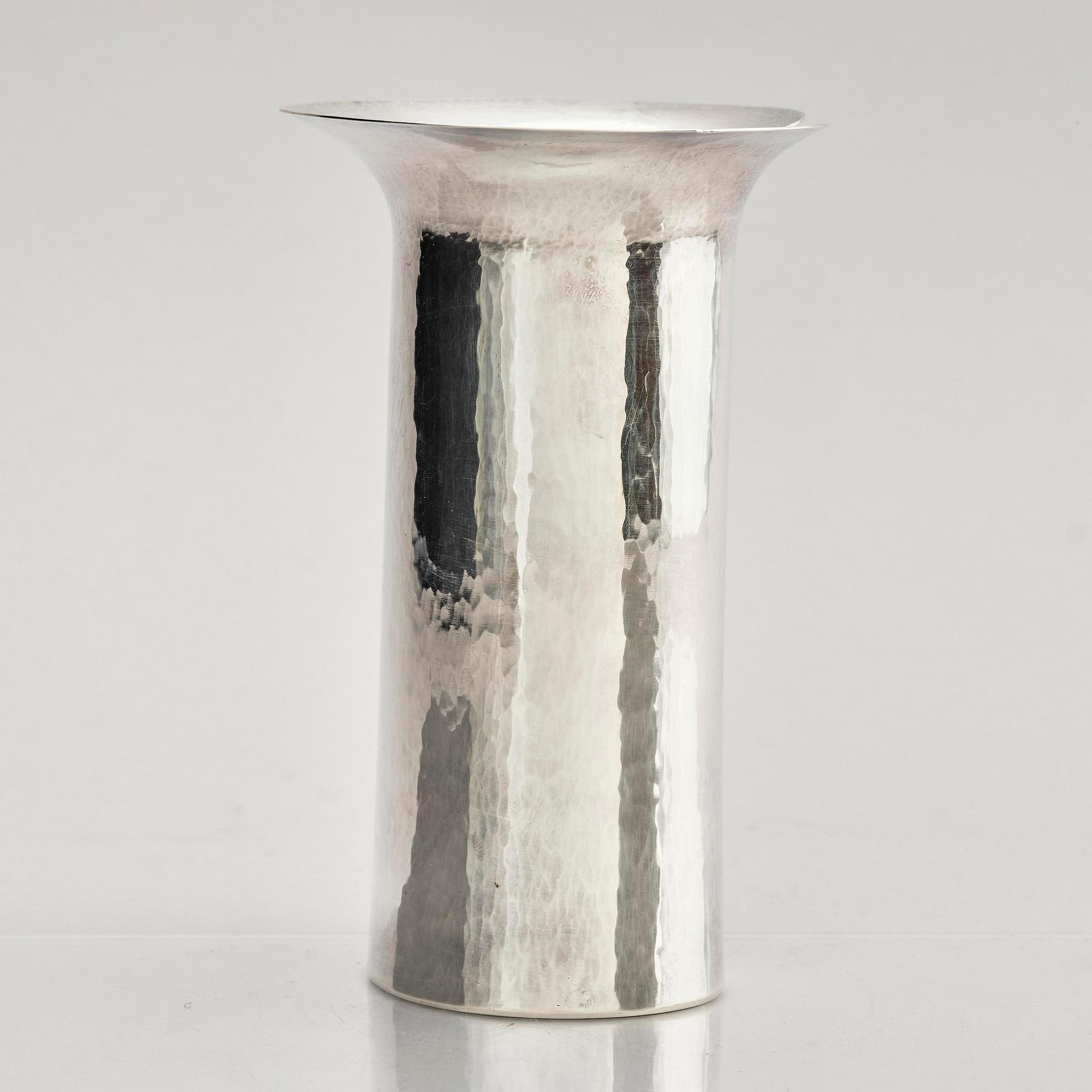 Sigurd Persson, vas, sterling silver, Stockholm 1977.